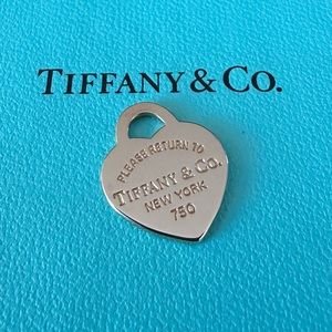 Return to Tiffany 18k Rose Gold Heart Charm